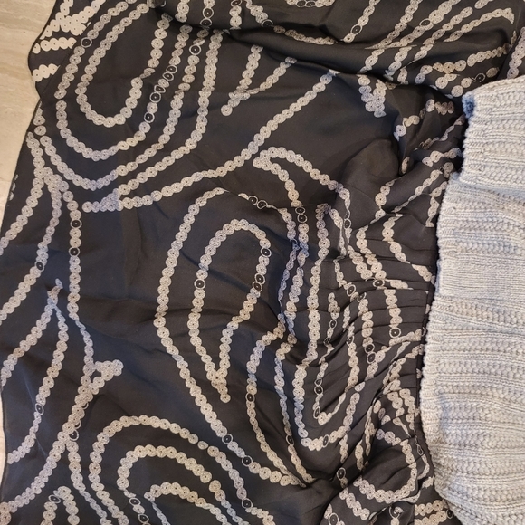 NWOT Banana Republic Printed Silk Skirt SzL - Picture 7 of 7